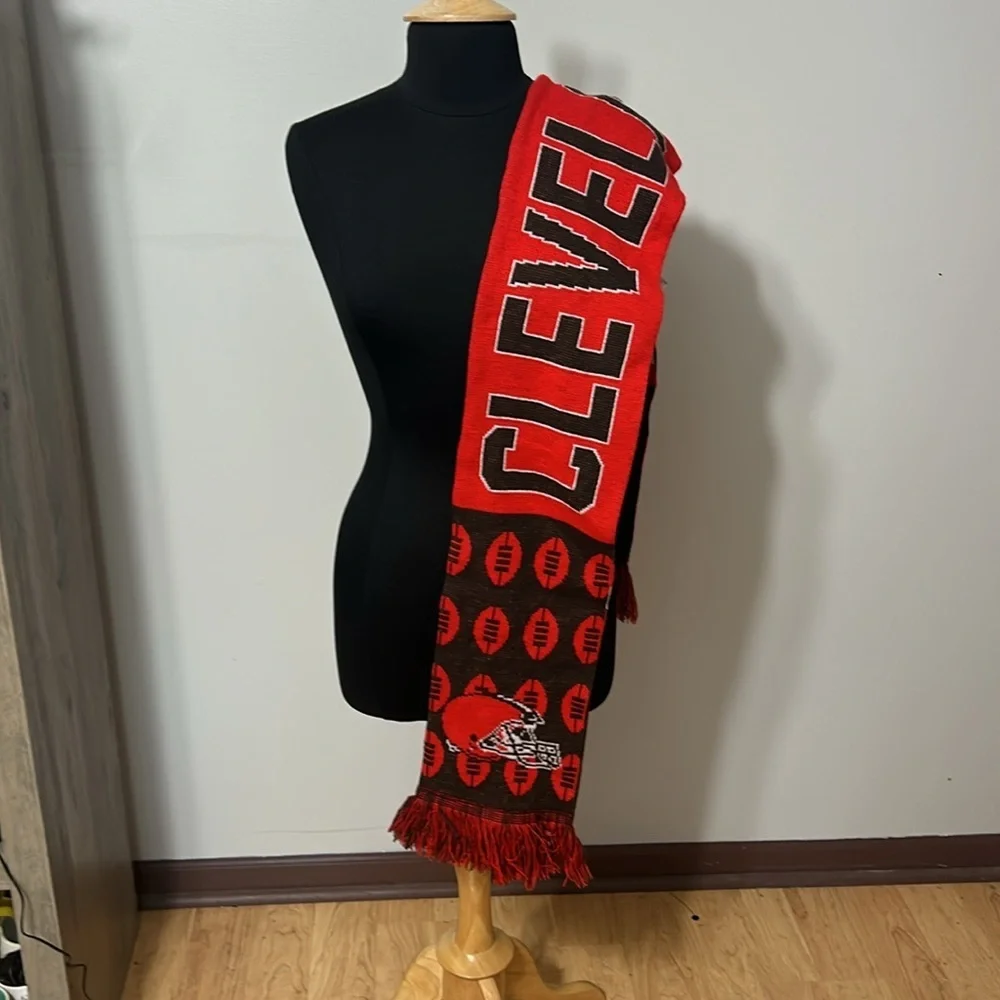 Cleveland Browns FOCO Reversible Thematic Scarf